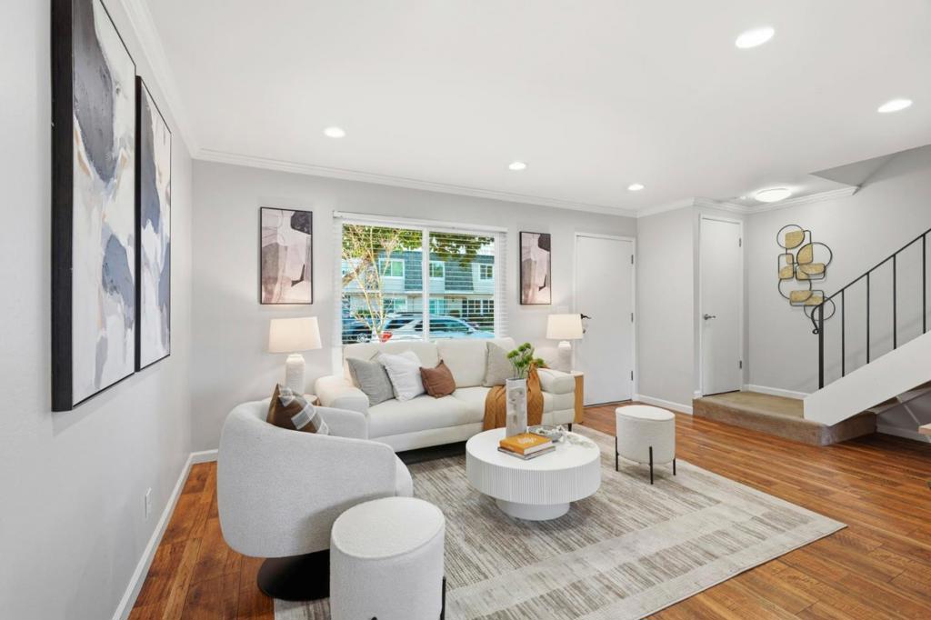 216 Fairway Glen Lane