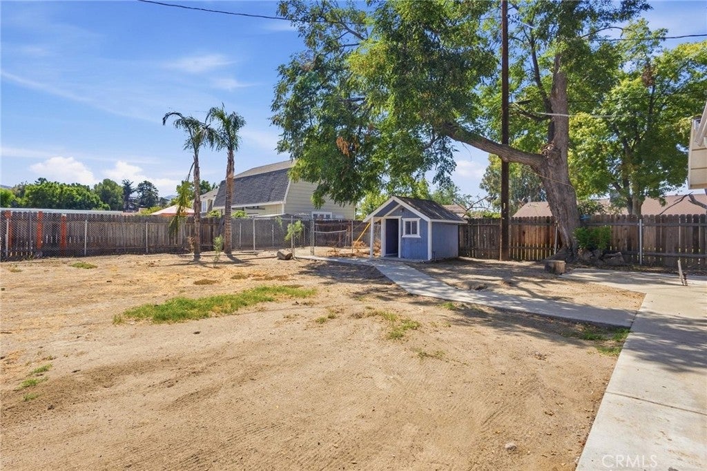 43233 Whittier