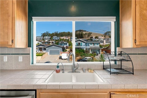 Tiny photo for 2945 Hemlock AVE, Morro Bay, CA 93442 (MLS # SC26196934)