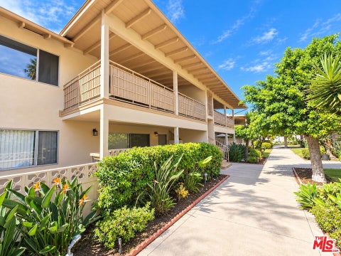 Photo of 471 W Duarte Road #227, Arcadia, CA 91007 (MLS # 26999645)