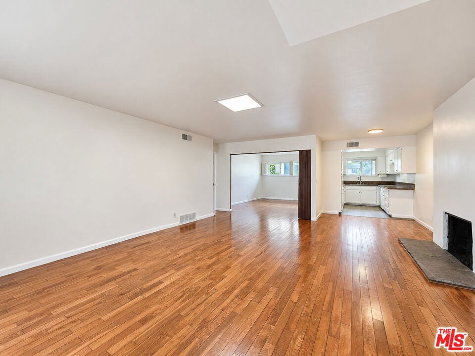 471 W Duarte Road 227