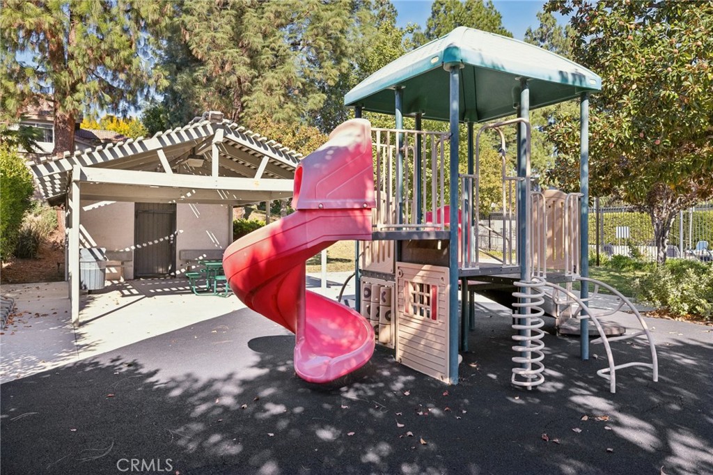 Amer. Beauty Garden lII (AMG3) - Residential