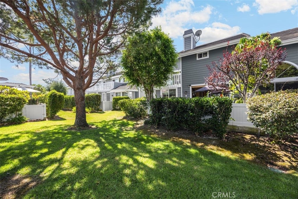 11 New Chardon, Laguna Niguel CA 92677 - Photo 32