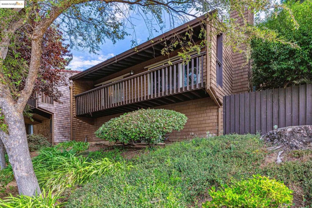 VALLEJO HILLS - Residential