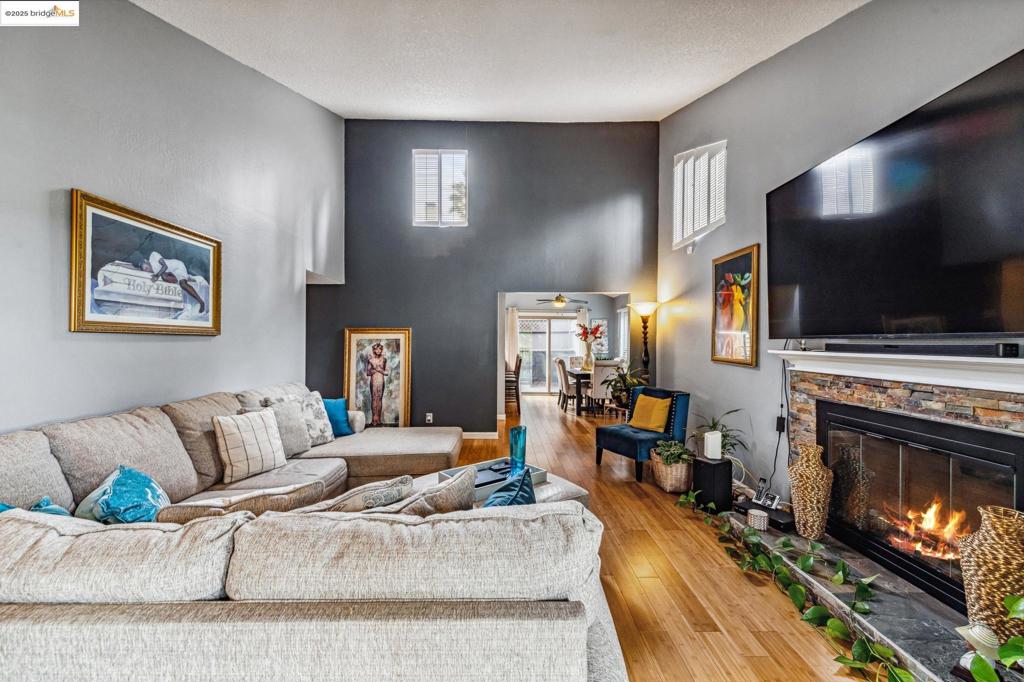 VALLEJO HILLS - Residential