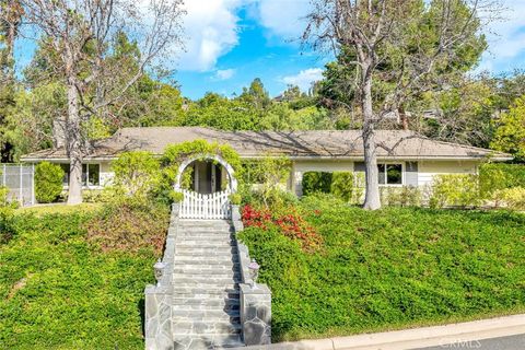 10471 Brightwood Drive North Tustin CA 92705