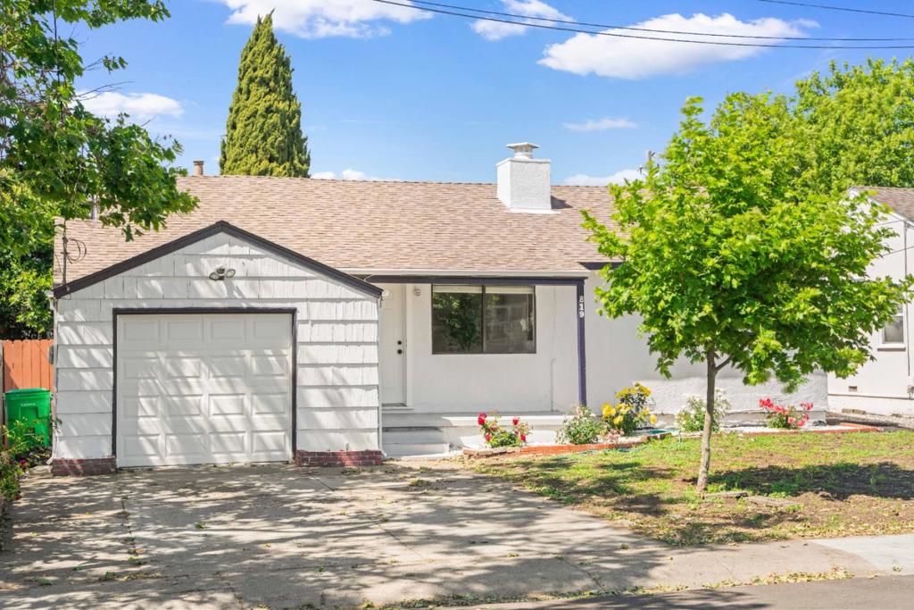 819 Bockman Road