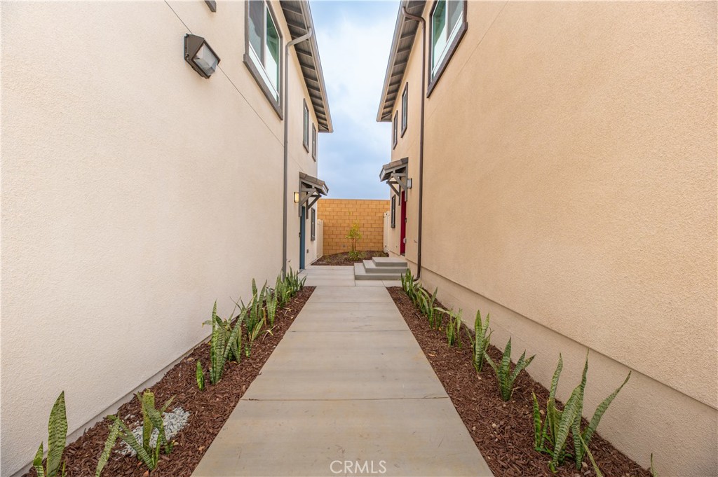 14407 Maraschino Avenue