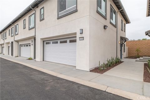 Photo of 14407 Maraschino Avenue, Fontana, CA 92335 (MLS # CV26085384)