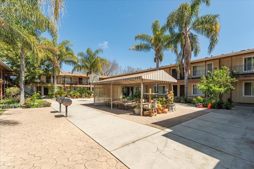 1760 Bay Road