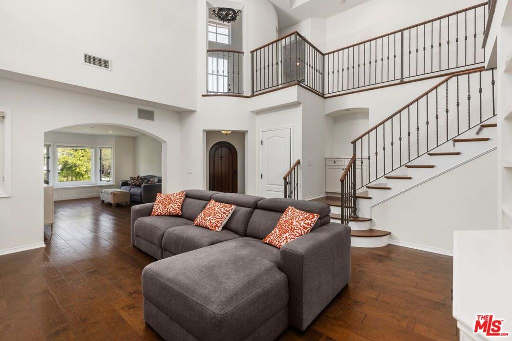 Photo of 1024 25th Street, Santa Monica, CA 90403 (MLS # 26691869)