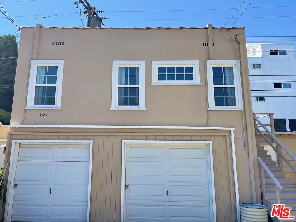 Charming one bedroom, one bathroom apartment perched atop the garage storage spaces. Hardwood floors throughout, light, bright and airy. Unit includes living room, breakfast room, bedroom, bathroom and small balcony off of entry, perfect for a small bistro table / chair. All appliances included: refrigerator, range/oven, washer/dryer combo, 2 mini-split AC units. Centrally located in West Hollywood, in close proximity to Beverly Hills, Beverly Grove, and Hollywood. Access is limited to theunit itself and attached balcony off of entry. Yard space is dedicated to the main house tenants only. Street permit parking only.