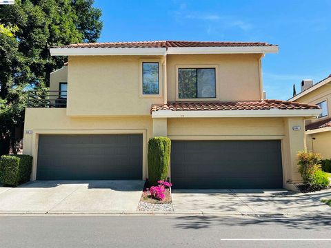 Photo of 3089 Lakemont Dr Dr, San Ramon, CA 94582 (MLS # 41129744)