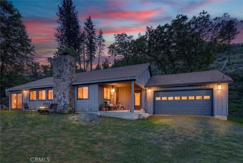 Photo of 5851 Mount Bullion Ridge Rd, Mariposa, CA 95338 (MLS # FR26210570)