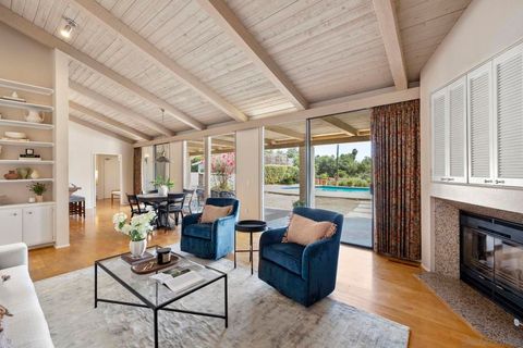 Photo of 2357 Royal Crest, Escondido, CA 92025 (MLS # 260008109SD)