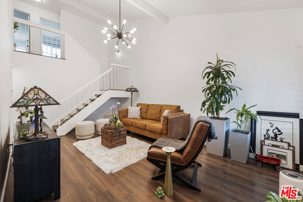 Photo of 25795 Vista Fairways Drive, Valencia, CA 91355 (MLS # 26649637)