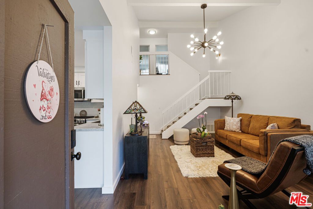 Photo of 25795 Vista Fairways Drive, Valencia, CA 91355 (MLS # 26649637)