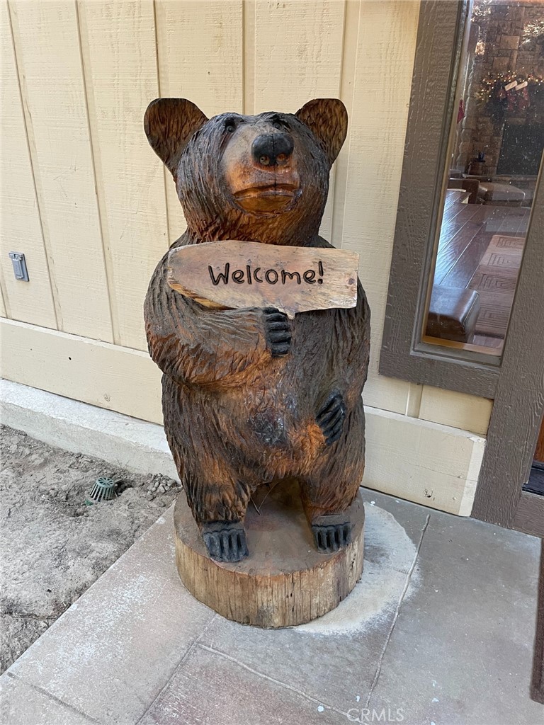 26621 Thunderbird Drive