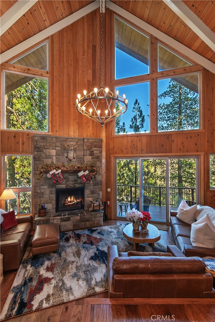 26621 Thunderbird Drive