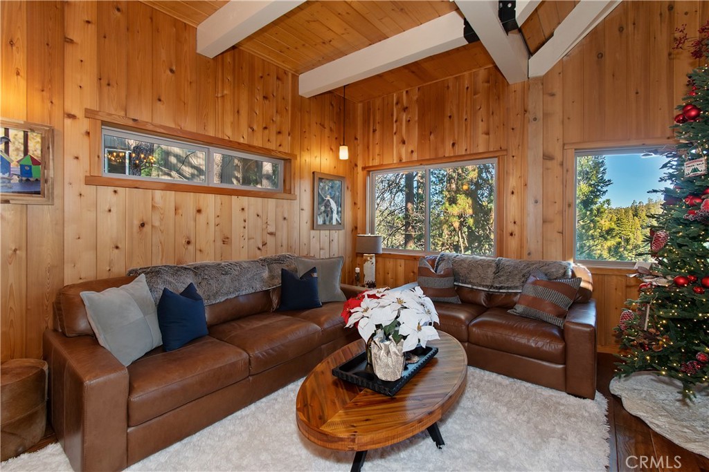 Arrowhead Woods (AWHW) - Residential