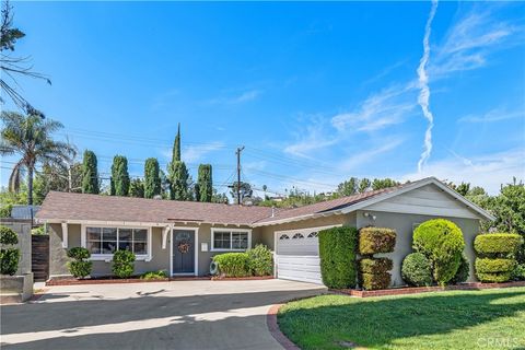 Photo of 6619 Franrivers Avenue, West Hills, CA 91307 (MLS # SR26061228)