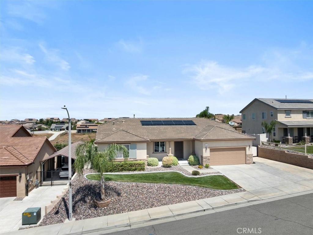 1472 Coyote Lane