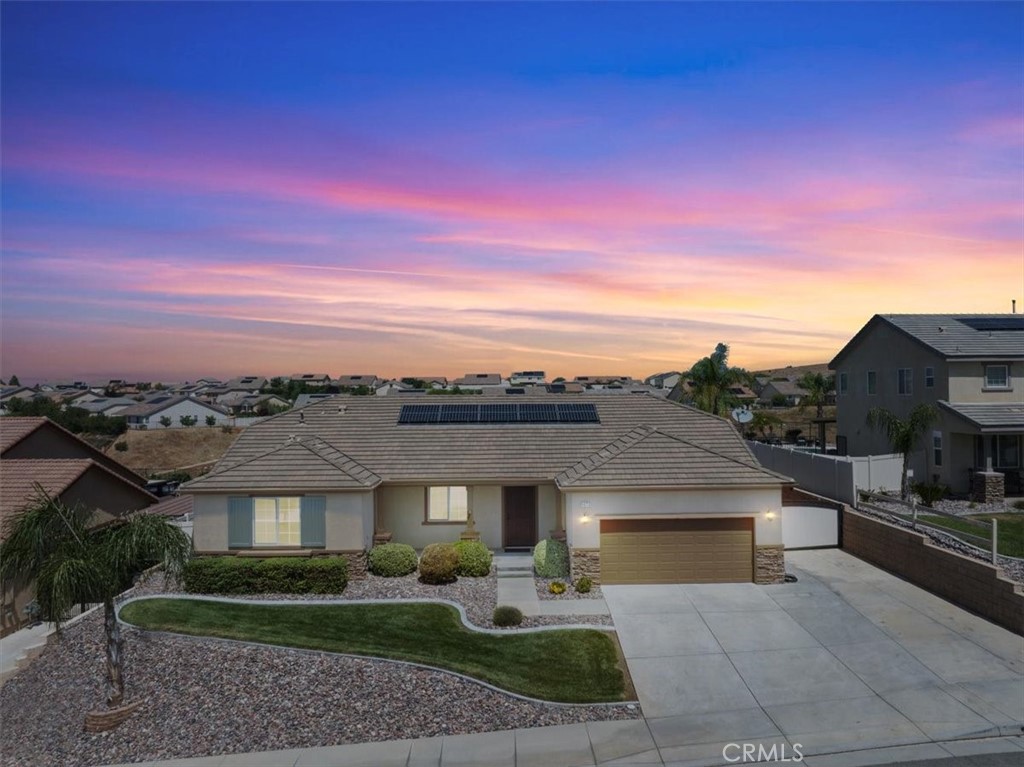 1472 Coyote Lane