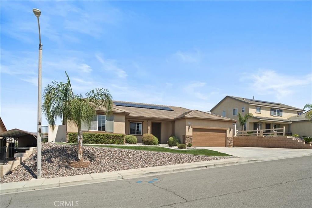 1472 Coyote Lane