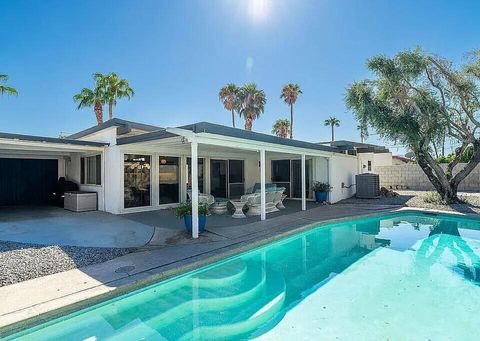 Photo of 2223 N Magnolia Road, Palm Springs, CA 92262 (MLS # 219147554PS)