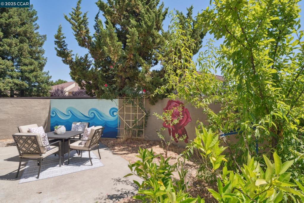 COWELL TERRACE - Residential