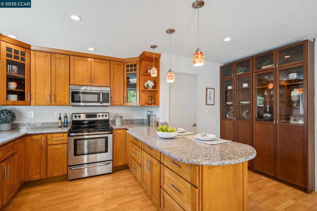 COWELL TERRACE - Residential