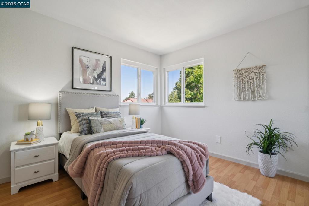 COWELL TERRACE - Residential
