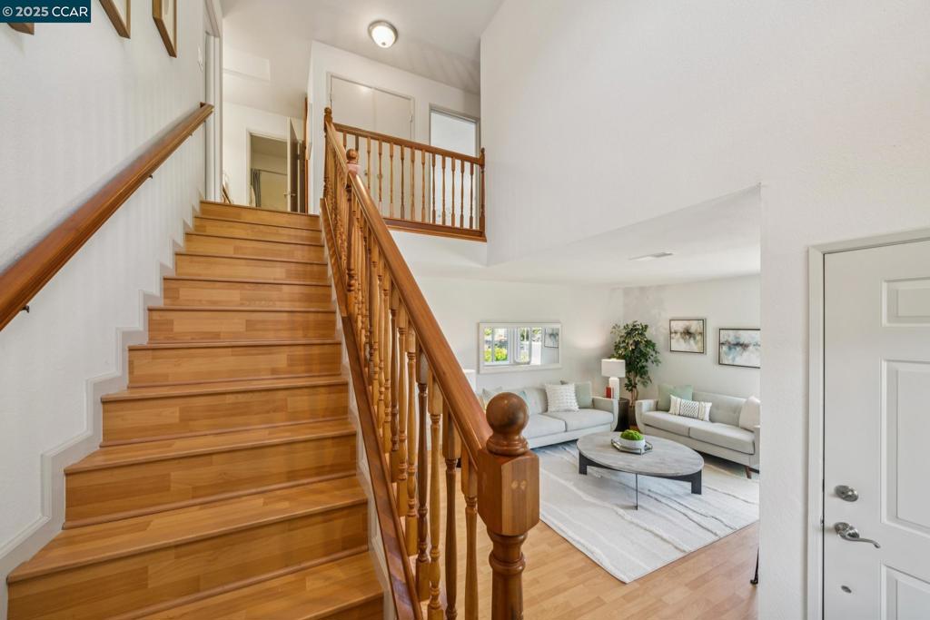COWELL TERRACE - Residential