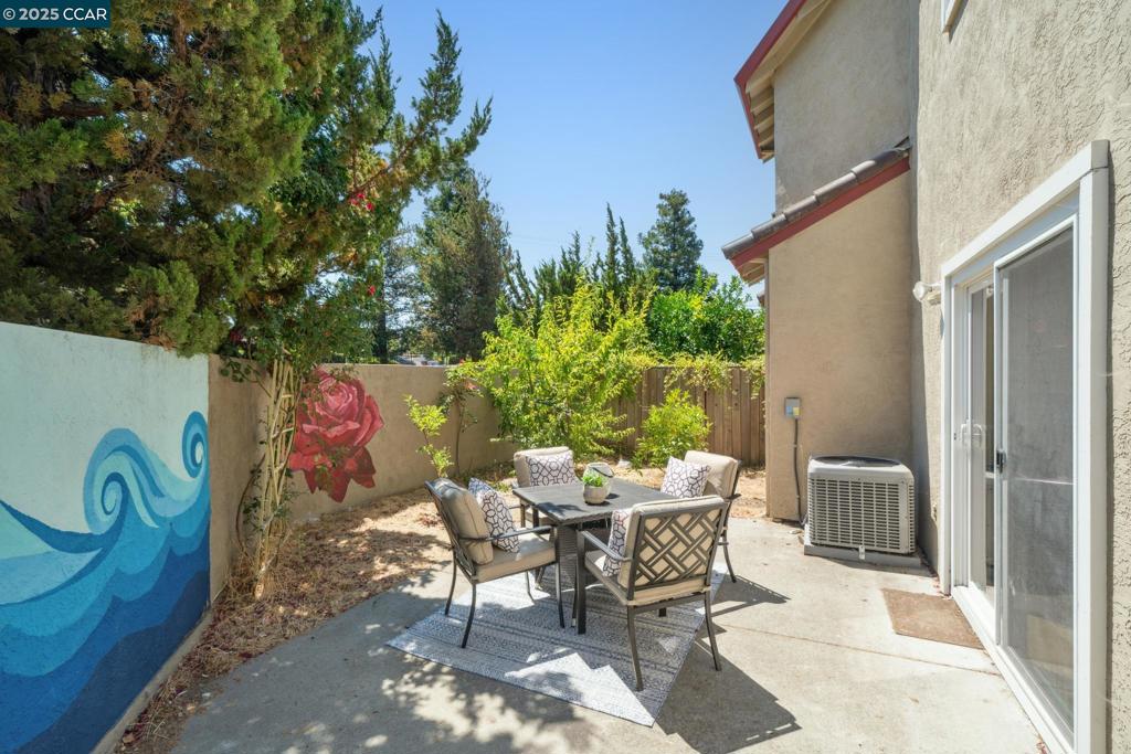 COWELL TERRACE - Residential