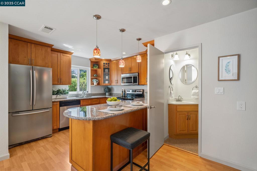 COWELL TERRACE - Residential
