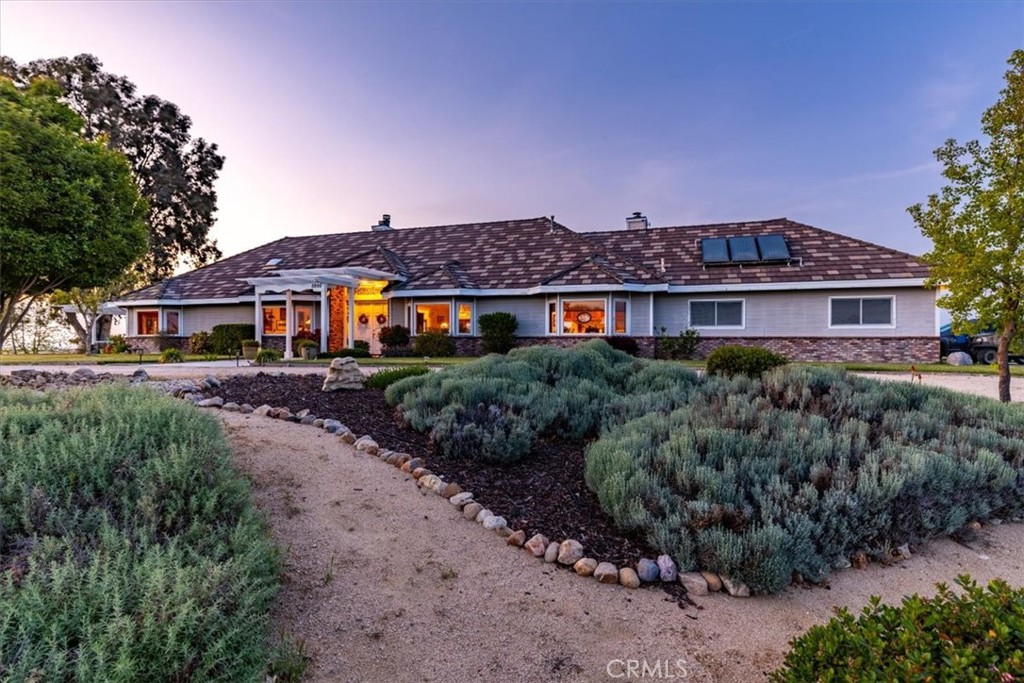 5995 Vista Del Paso Way