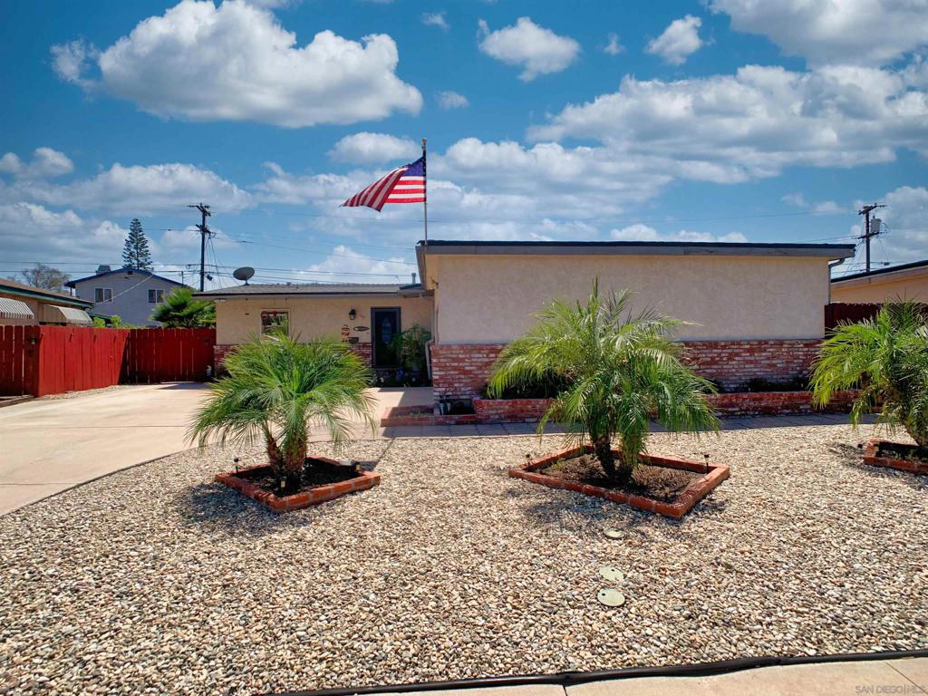 587 Brockwood Dr Dr, El Cajon CA 92021