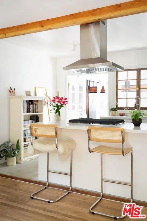 Los Angeles, California 90038, United States, 1 Bedroom Bedrooms, ,1 BathroomBathrooms,Residential,Active,183054