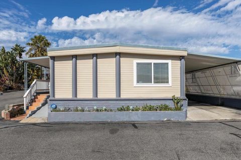 Photo of 101 Havenview Lane #101, Oceanside, CA 92056 (MLS # NDP2600836)
