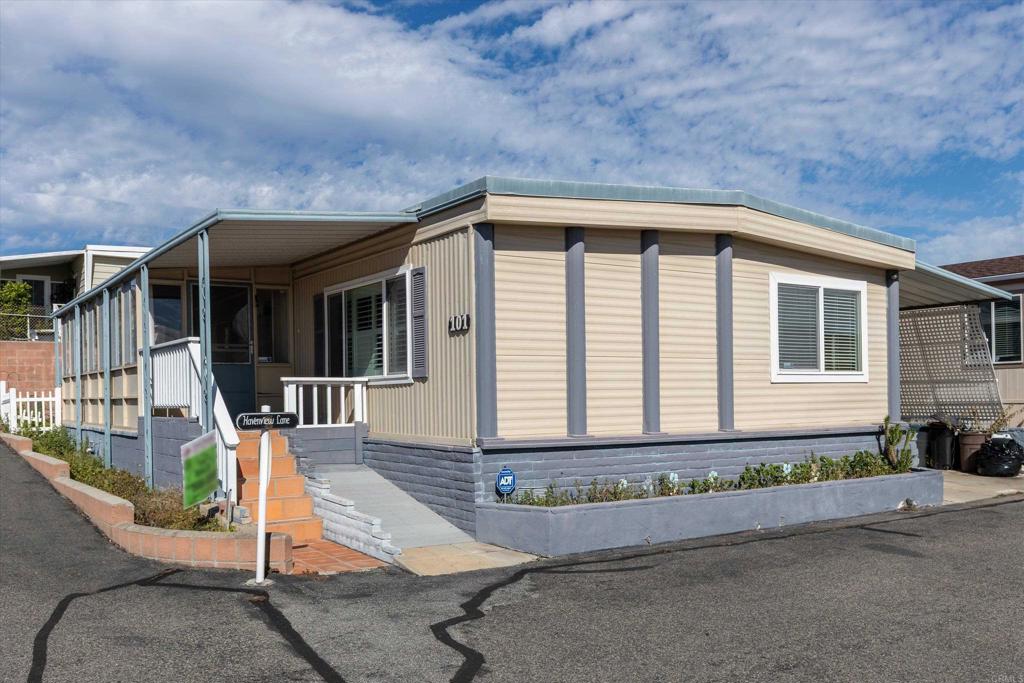 101 Havenview Lane 101