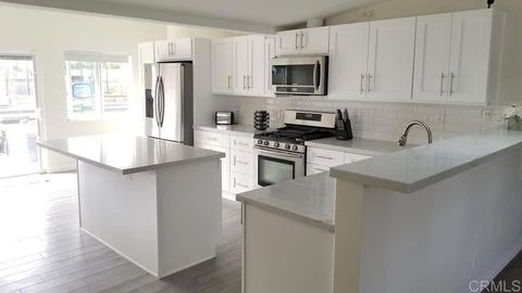 648 Cocapah St Vista CA 92083