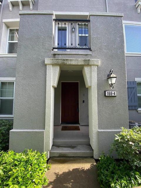 Photo of 166 Selby Lane #4, Livermore, CA 94551 (MLS # ML82044180)