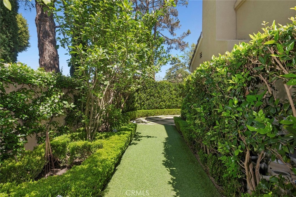 25 Lyon, Newport Coast CA 92657 - Photo 12