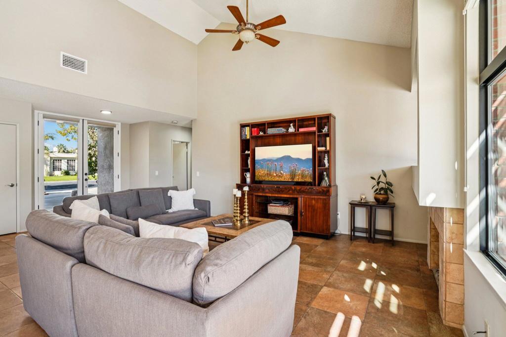 51 Santo Domingo Drive