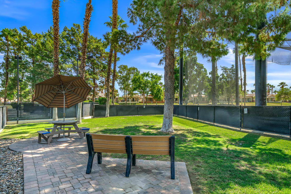 Oasis Country Club - Residential