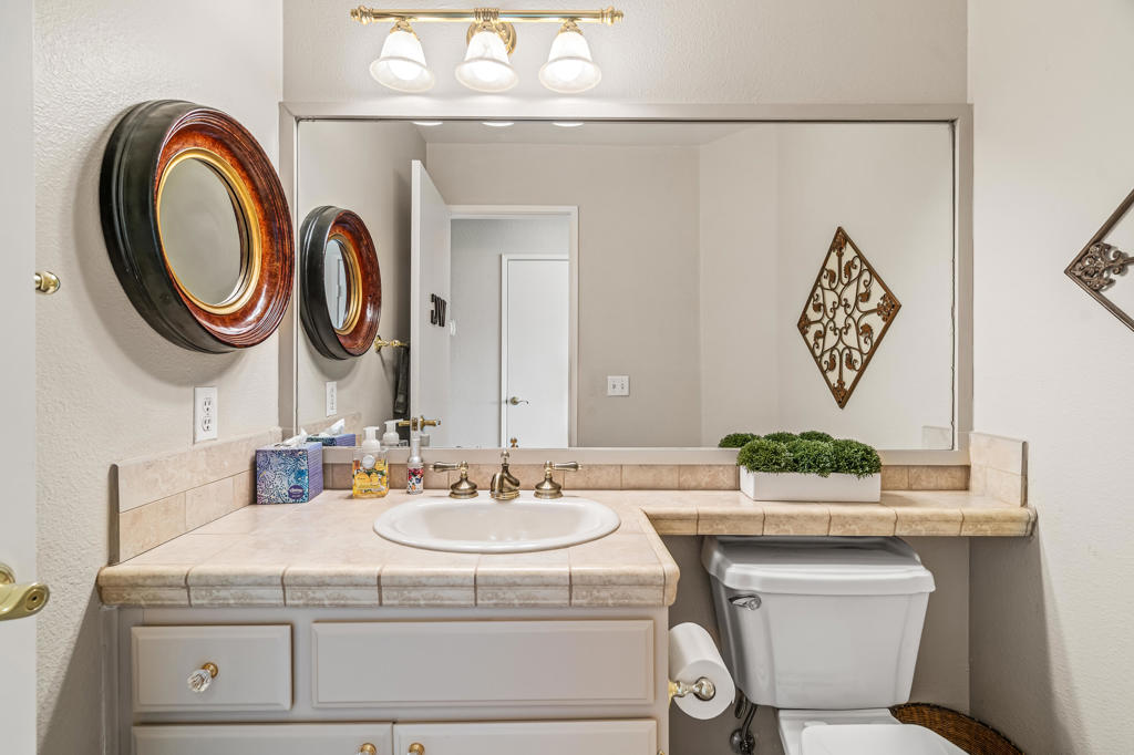 Oasis Country Club - Residential