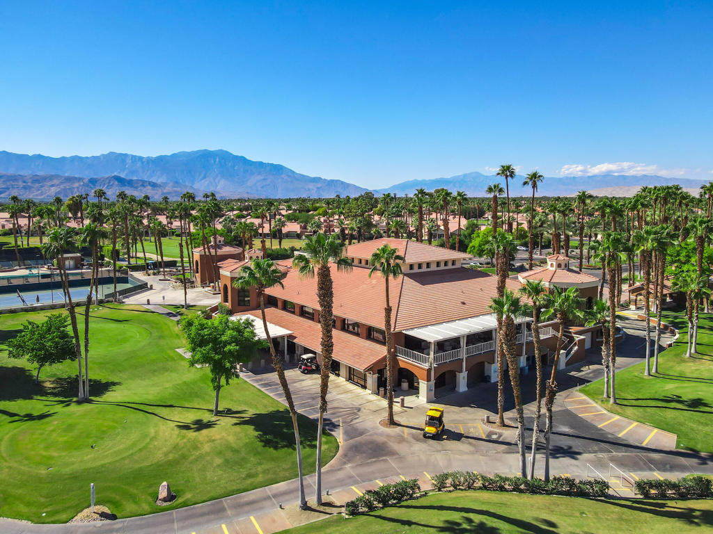 Oasis Country Club - Residential