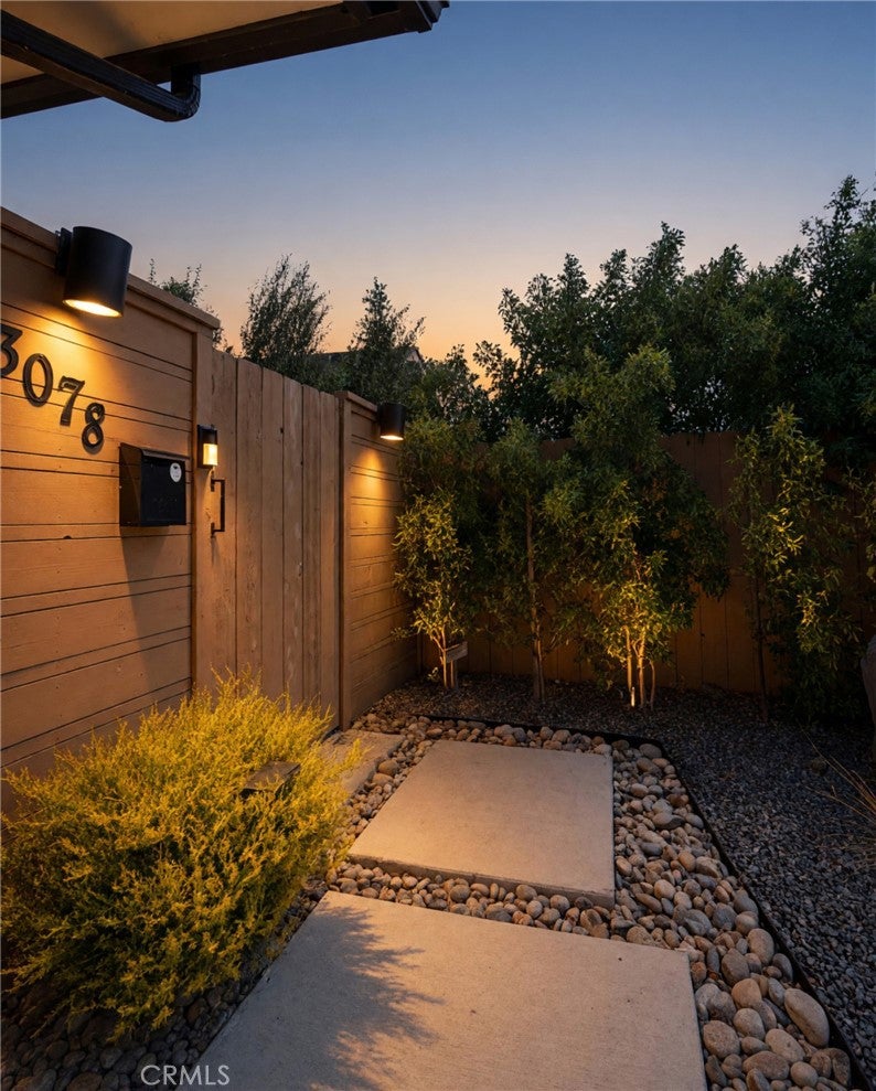 Properties 1 3078 Johnson Avenue