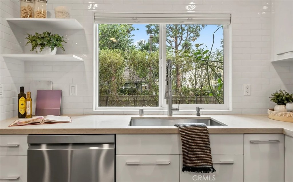 Grove (GR) - Residential Lease