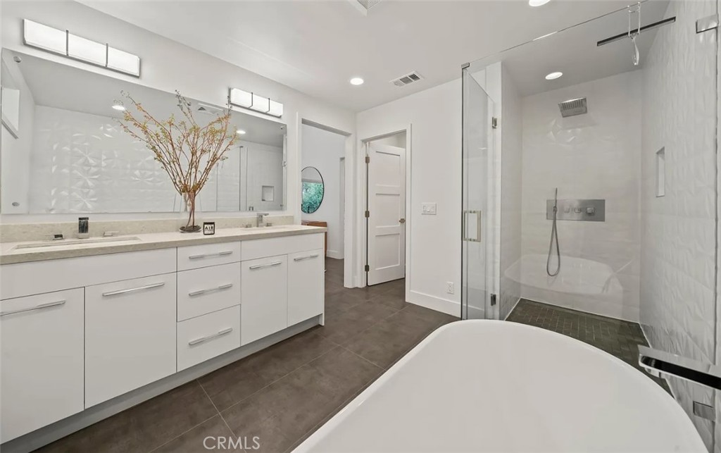 Grove (GR) - Residential Lease